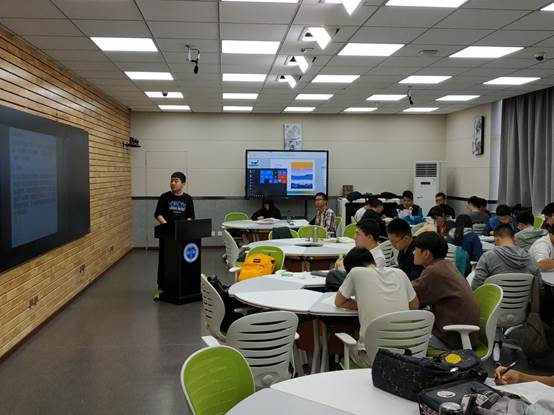 说明: C:\Users\CHXGB\Desktop\新闻稿\20181221国产无码
《聚合物合成工艺学》课程创新教学模式取得良好效果\IMG_20180928_171735.jpg